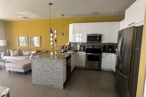 Adosado en alquiler en Clermont, Florida, 3 dormitorios, 140.47 m2 № 1776757 - foto 12