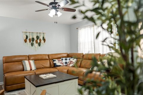 Casa en venta en Newberry, Florida, 3 dormitorios, 110.37 m2 № 1900390 - foto 5