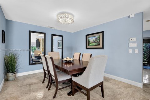 Купить виллу или дом в Купер-Сити, Флорида 3 спальни, 229.38м2, № 1941514 - фото 13