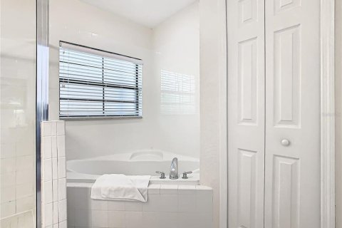 Купить кондоминиум в Киссимми, Флорида 3 комнаты, 134.24м2, № 2123378 - фото 23