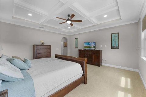 House in Winter Garden, Florida 5 bedrooms, 392.51 sq.m. № 2095250 - photo 27