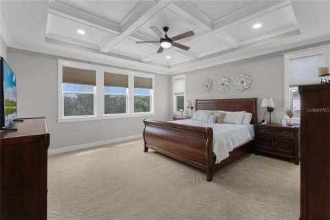 House in Winter Garden, Florida 5 bedrooms, 392.51 sq.m. № 2095250 - photo 25