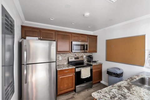 Condominio en venta en Sarasota, Florida, 2 dormitorios, 89.56 m2 № 1685414 - foto 13