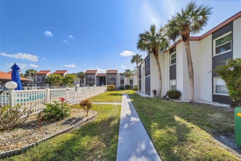 Condominio en venta en Sarasota, Florida, 2 dormitorios, 89.56 m2 № 1685414 - foto 6