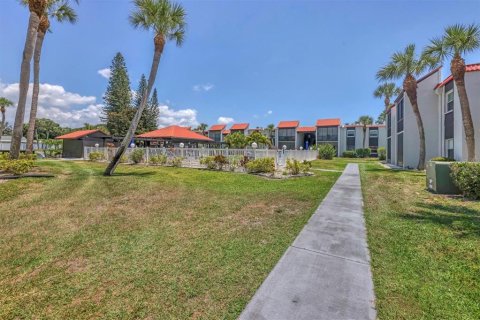 Condominio en venta en Sarasota, Florida, 2 dormitorios, 89.56 m2 № 1685414 - foto 22