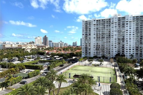 Condo in Aventura, Florida, 2 bedrooms  № 1861625 - photo 5