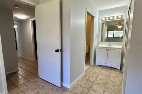 Condominio en alquiler en Orlando, Florida, 2 dormitorios, 78.6 m2 № 1583157 - foto 8