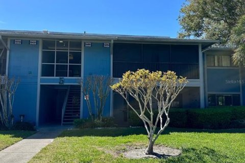 Condominio en alquiler en Orlando, Florida, 2 dormitorios, 78.6 m2 № 1583157 - foto 2