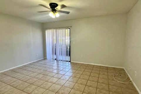 Condominio en alquiler en Orlando, Florida, 2 dormitorios, 78.6 m2 № 1583157 - foto 12