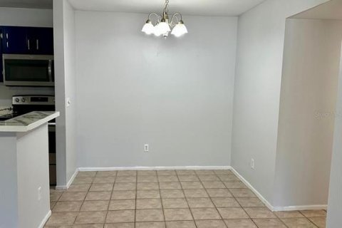 Condominio en alquiler en Orlando, Florida, 2 dormitorios, 78.6 m2 № 1583157 - foto 6