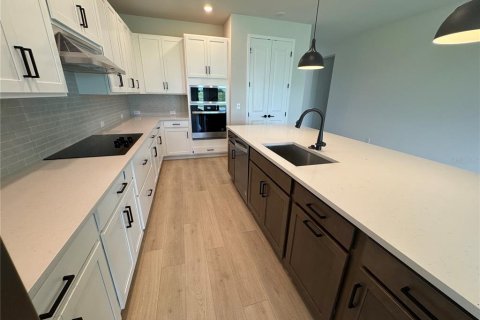 House in Parrish, Florida 4 bedrooms, 224.73 sq.m. № 1574345 - photo 26