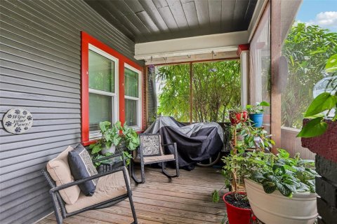 House in Tampa, Florida 2 bedrooms, 93.46 sq.m. № 1907577 - photo 10