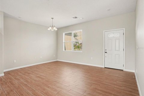 Casa en venta en Kissimmee, Florida, 4 dormitorios, 154.68 m2 № 2383305 - foto 5