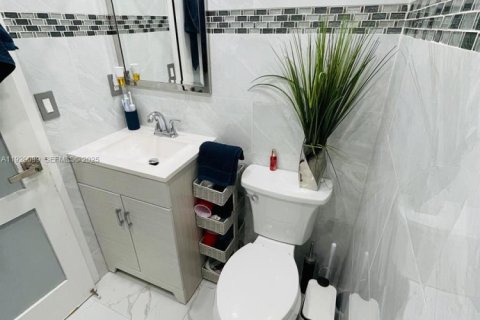 Villa ou maison à vendre à Homestead, Floride: 3 chambres, 119.47 m2 № 1987539 - photo 13