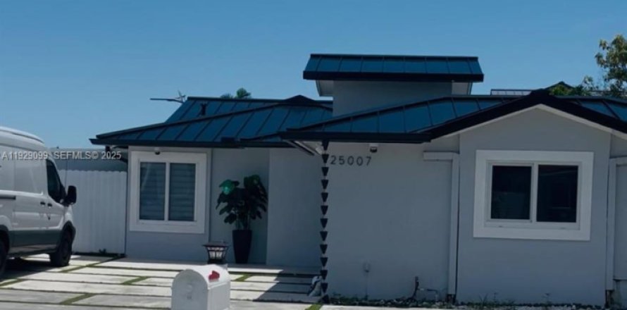 Villa ou maison à Homestead, Floride 3 chambres, 119.47 m2 № 1987539