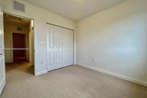 Townhouse in Florida City, Florida 4 bedrooms, 124.3 sq.m. № 1820415 - photo 19