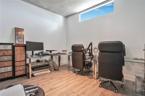 Condo in Orlando, Florida, 2 bedrooms  № 2211597 - photo 29