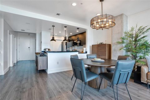 Condo in Orlando, Florida, 2 bedrooms  № 2211597 - photo 12