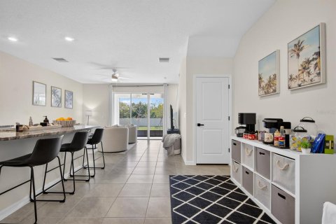 Adosado en venta en Apollo Beach, Florida, 3 dormitorios, 158.12 m2 № 2166740 - foto 5