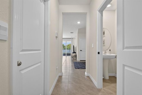 Adosado en venta en Apollo Beach, Florida, 3 dormitorios, 158.12 m2 № 2166740 - foto 3