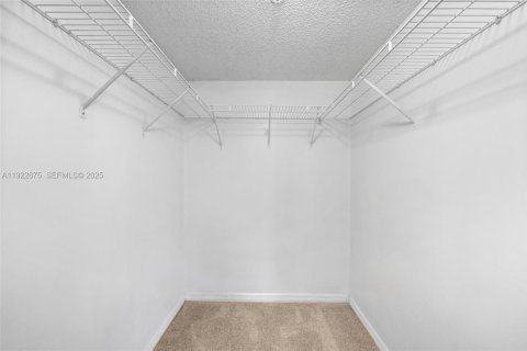 Купить кондоминиум в Дейви, Флорида 2 спальни, 104.42м2, № 1976503 - фото 20