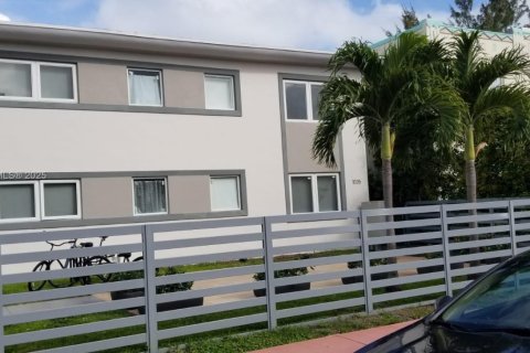 Снять в аренду кондоминиум в Майами-Бич, Флорида 1 спальня, 38.28м2, № 1938680 - фото 3