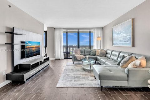 Condo in Aventura, Florida, 2 bedrooms  № 2059002 - photo 3