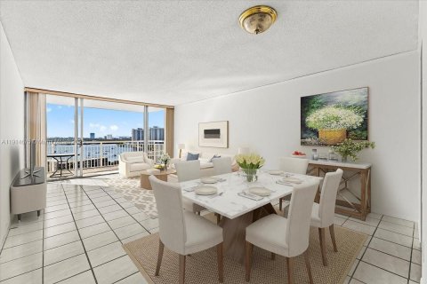 Condo in Aventura, Florida, 1 bedroom № 1971289 - photo 5