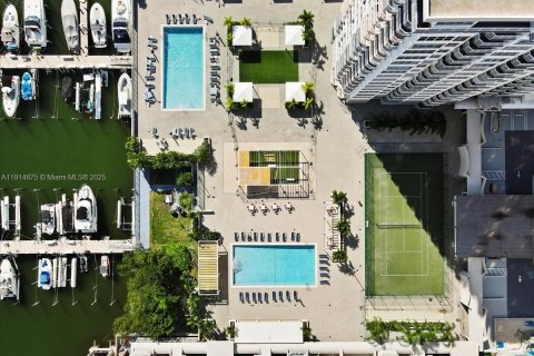 Condo in Aventura, Florida, 1 bedroom № 1971289 - photo 30