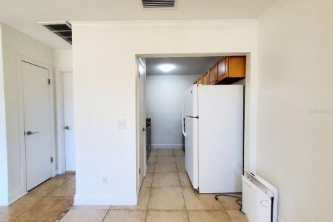 Condominio en alquiler en Tampa, Florida, 1 dormitorio, 59.83 m2 № 2117628 - foto 13