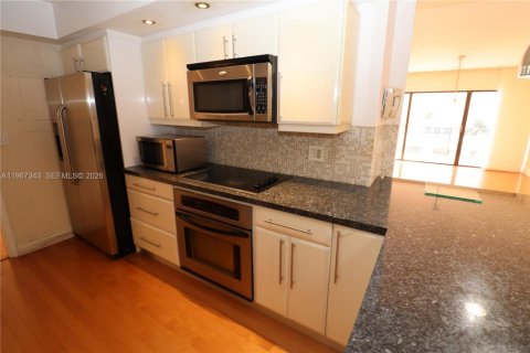Condominio en venta en Miami, Florida, 2 dormitorios, 181.16 m2 № 2028738 - foto 6