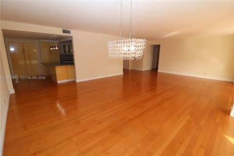 Condominio en venta en Miami, Florida, 2 dormitorios, 181.16 m2 № 2028738 - foto 4
