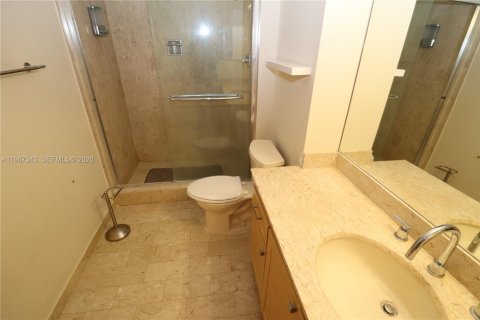 Condominio en venta en Miami, Florida, 2 dormitorios, 181.16 m2 № 2028738 - foto 22