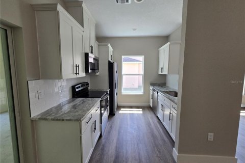 Appartement à louer à Spring Hill, Floride: 2 chambres, 95.69 m2 № 1774076 - photo 8