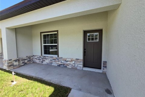 Appartement à louer à Spring Hill, Floride: 2 chambres, 95.69 m2 № 1774076 - photo 3