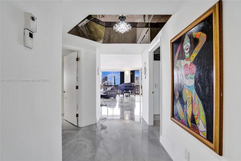 Купить кондоминиум в Авентура, Флорида 2 спальни, 200.11м2, № 1951647 - фото 6