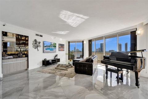 Купить кондоминиум в Авентура, Флорида 2 спальни, 200.11м2, № 1951647 - фото 20