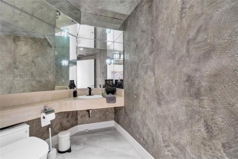 Купить кондоминиум в Авентура, Флорида 2 спальни, 200.11м2, № 1951647 - фото 29