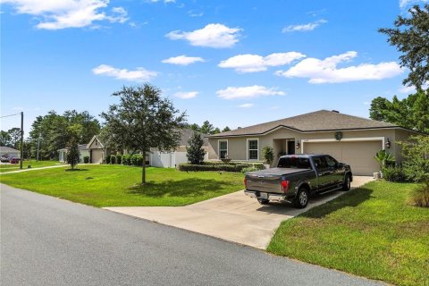 House in Ocala, Florida 4 bedrooms, 175.21 sq.m. № 2210412