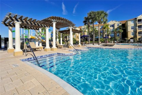 Casa en venta en Kissimmee, Florida, 5 dormitorios, 213.4 m2 № 1841583 - foto 7