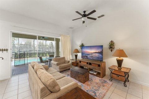 Casa en venta en Kissimmee, Florida, 5 dormitorios, 213.4 m2 № 1841583 - foto 28