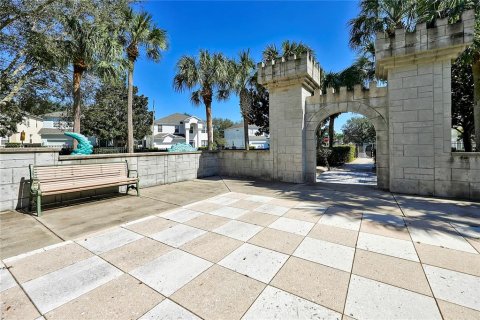 Casa en venta en Kissimmee, Florida, 5 dormitorios, 213.4 m2 № 1841583 - foto 21