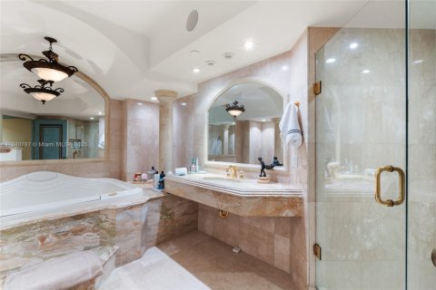 Купить кондоминиум в Авентура, Флорида 5 спален, 397.71м2, № 1839514 - фото 21