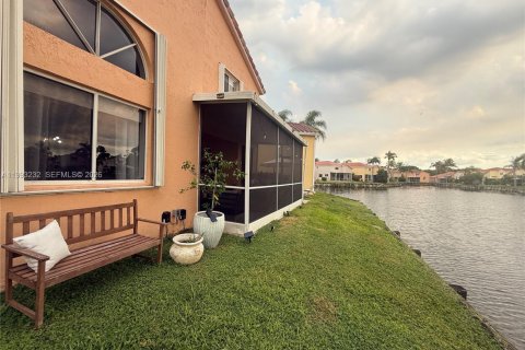 Casa en venta en Dania Beach, Florida, 3 dormitorios, 128.21 m2 № 2057120 - foto 27