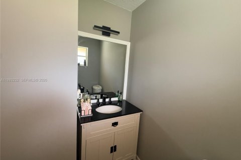 Casa en venta en Dania Beach, Florida, 3 dormitorios, 128.21 m2 № 2057120 - foto 19