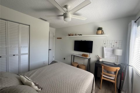 Casa en venta en Dania Beach, Florida, 3 dormitorios, 128.21 m2 № 2057120 - foto 9