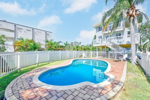 Villa ou maison à vendre à Seminole, Floride: 3 chambres, 151.62 m2 № 2428934 - photo 17