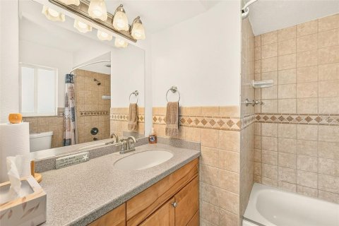 Villa ou maison à vendre à Seminole, Floride: 3 chambres, 151.62 m2 № 2428934 - photo 8