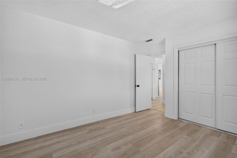 Apartamento en alquiler en Wilton Manors, Florida, 2 dormitorios, 83.61 m2 № 2087592 - foto 13