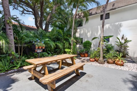 Apartamento en alquiler en Wilton Manors, Florida, 2 dormitorios, 83.61 m2 № 2087592 - foto 20